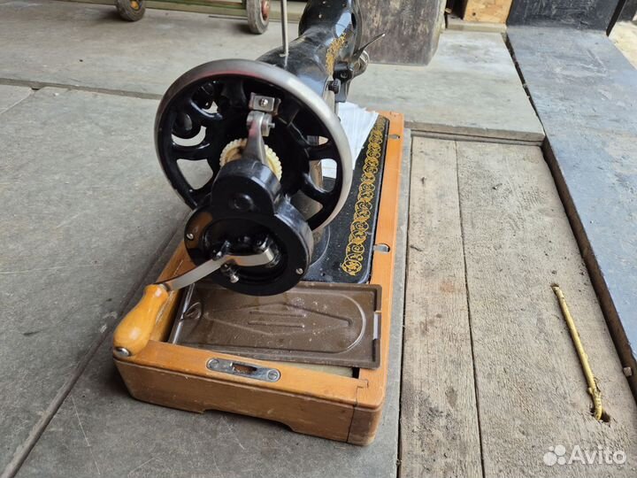 Швейная машина пмз им калинина