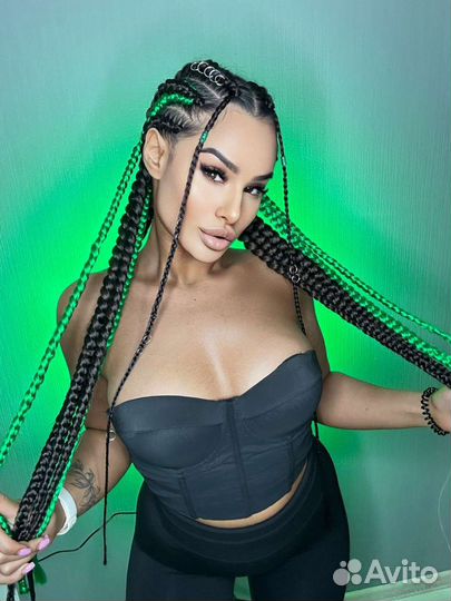 Косы с канекалоном