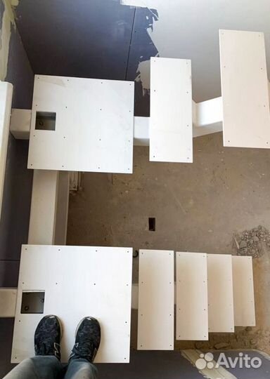 Перила деревянные для лестниц