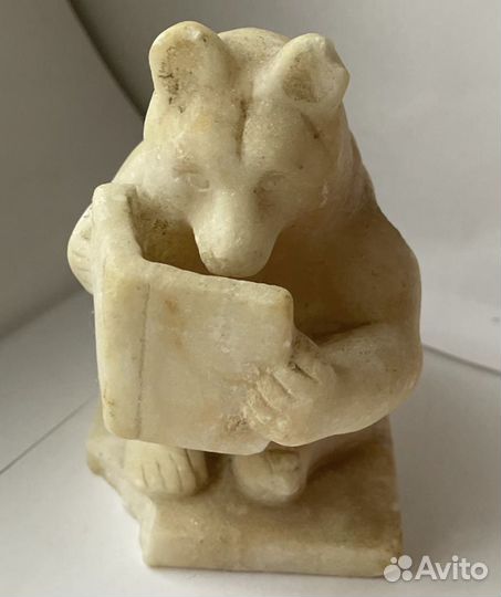 Медведь из камня фигурка