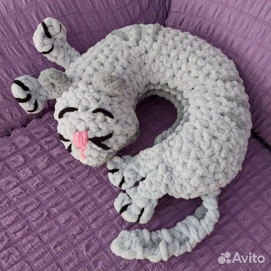 Подарок декоративная подушка ручная работа