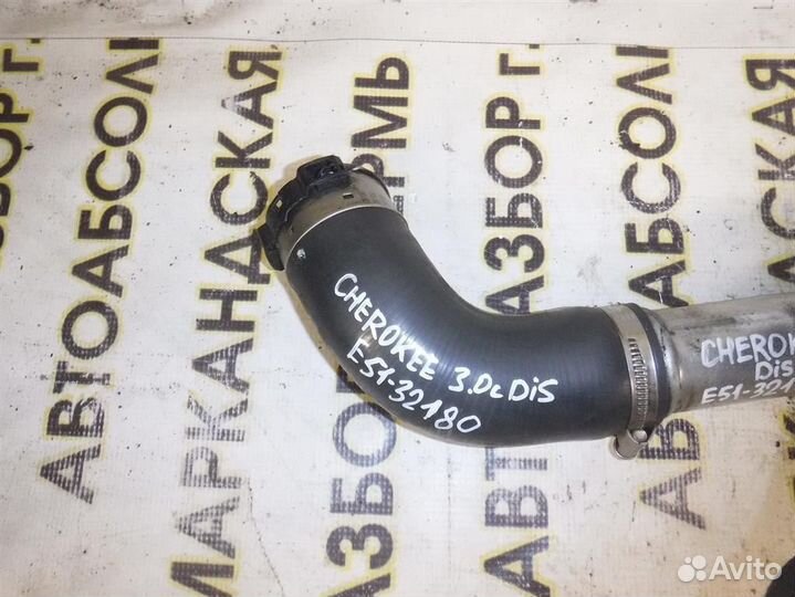 Патрубок Jeep Grand Cherokee (WK2) 2011-2021