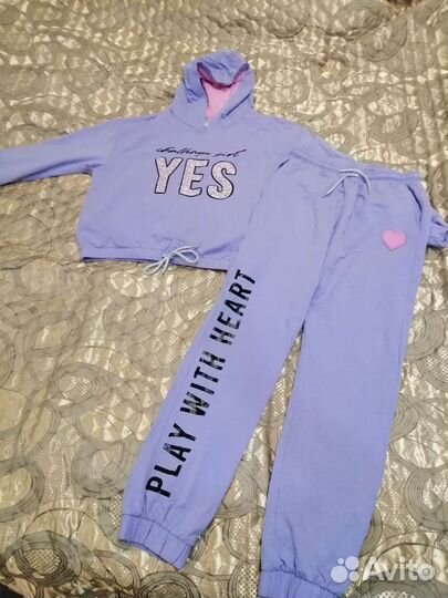 Спортивный костюм