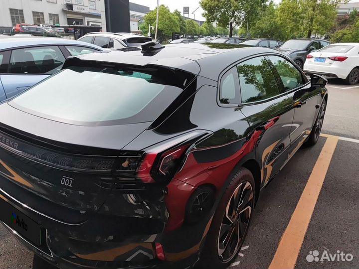 Zeekr 001, 2022