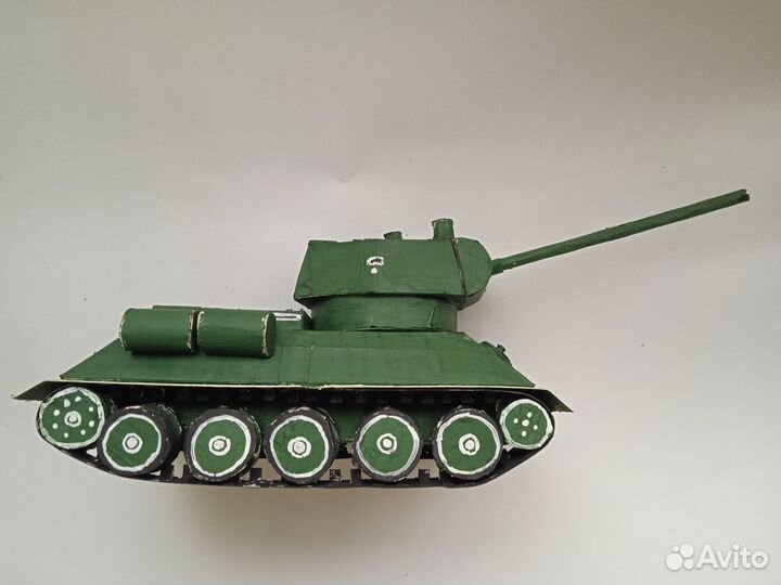 Сборная модель танка Т-34-85