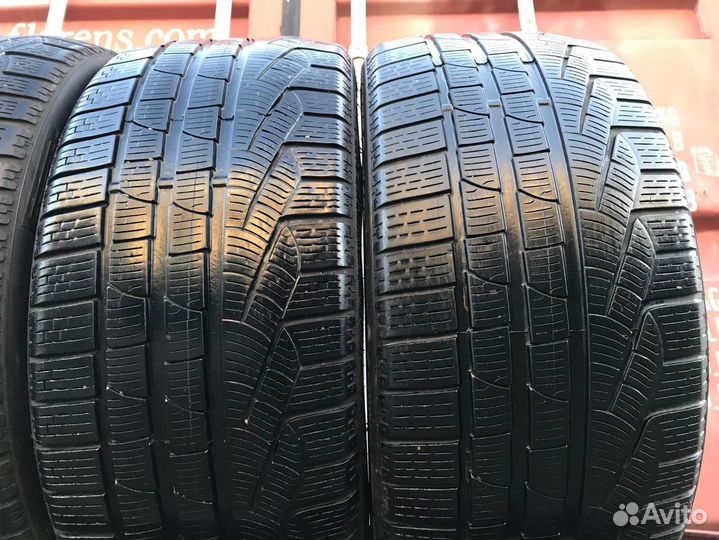 Pirelli Winter Sottozero Serie II 245/35 R20 92C