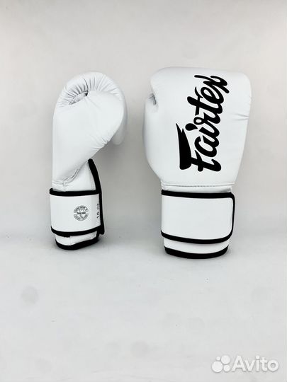 Боксерские перчатки Fairtex