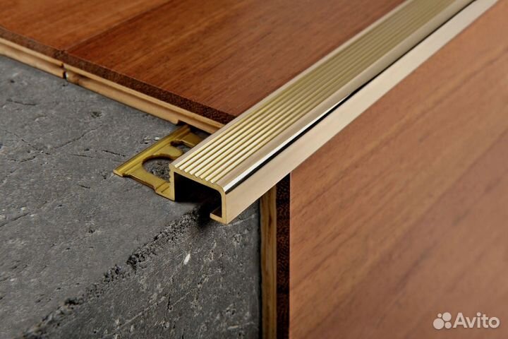 Полоса, профиль, уголок из латуни