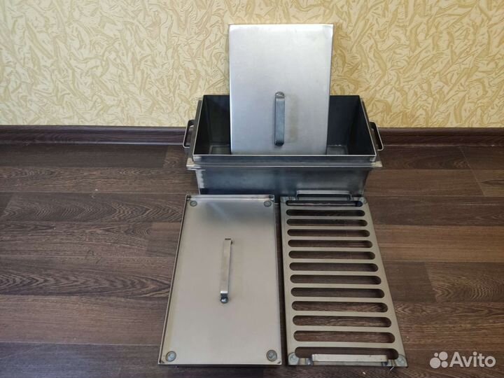 Коптильня (походная )