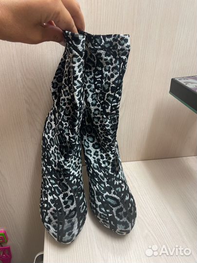 Ботинки женские