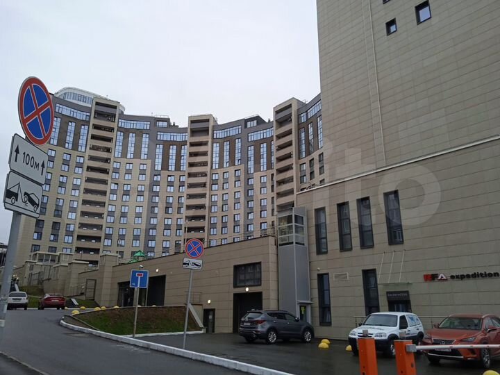 Машиноместо, 14 м²