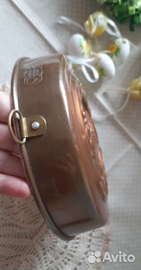 Медная форма на подвесе Швеция