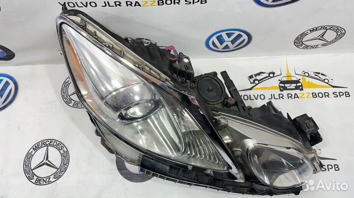 Фара правая ксенон адаптив Lexus GS 2005-2011