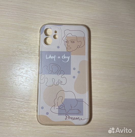 Чехол на iPhone 11