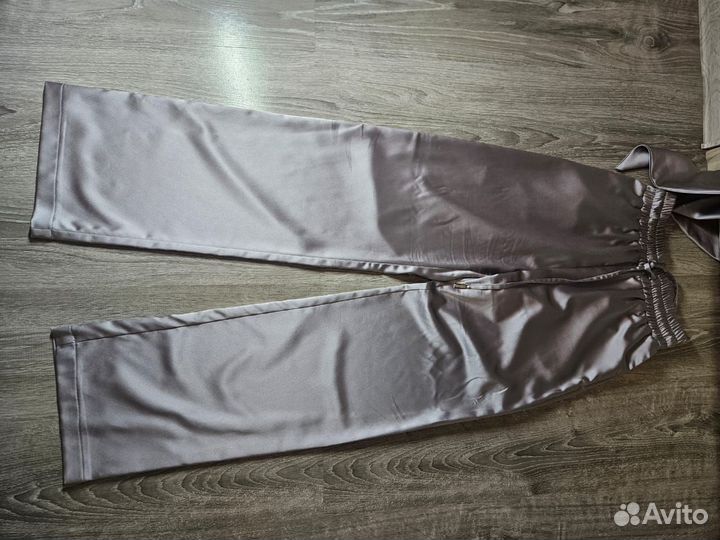 Костюм вечерний