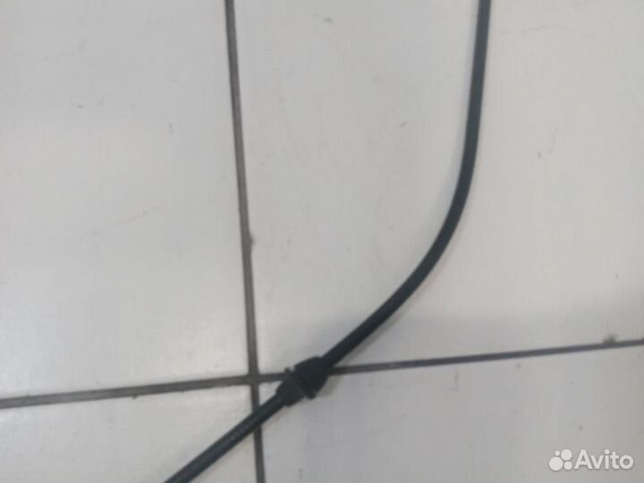 Трос открывания капота Porsche Cayenne 958