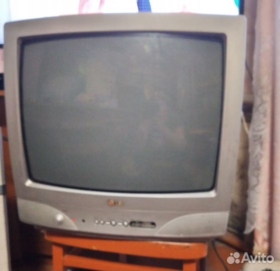 Телевизор - LG