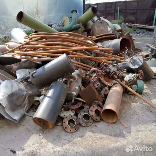 Приём и вывоз чёрного и цветного металлолома