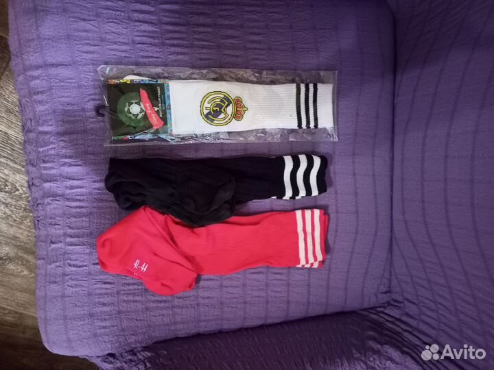 Футбольные бутсы, футбольная форма