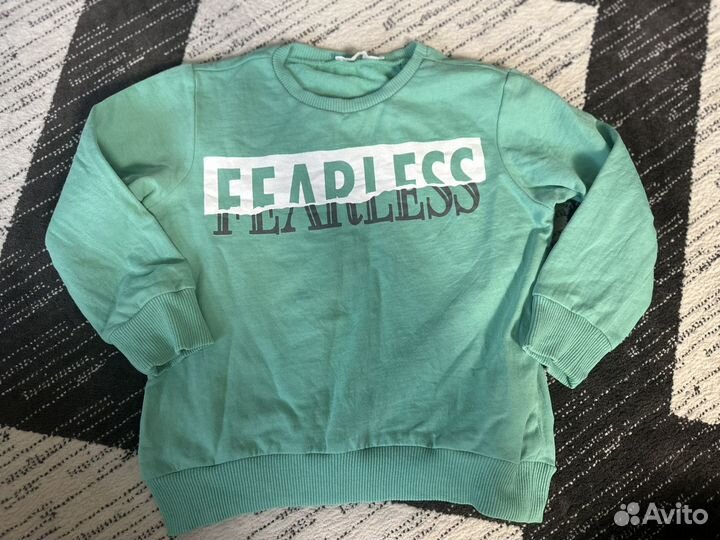 Кофты на девочку 104-110