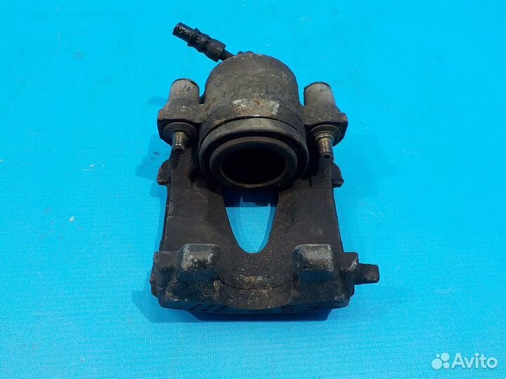 Тормозной суппорт передний левый volkswagen Jetta