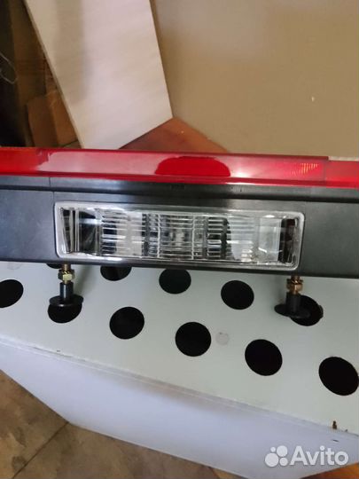 Стоп задний левый на тягач Мерседес актрос