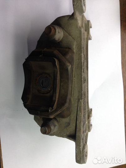 Опора МКПП Nissan Almera G15