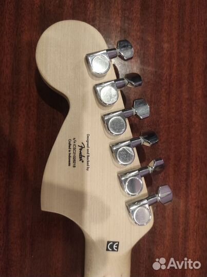 Электрогитара fender squier mustang