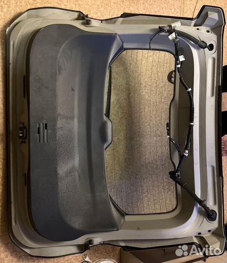 Крышка багажника nissan