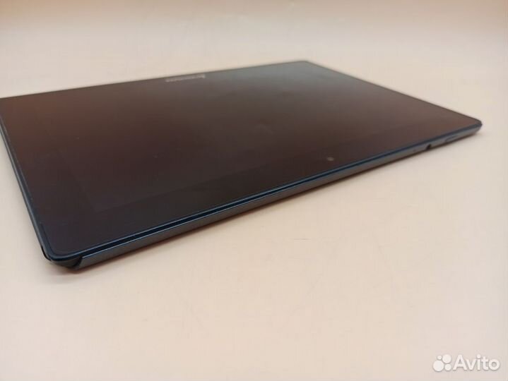 С дефектом 836451 Планшет Lenovo