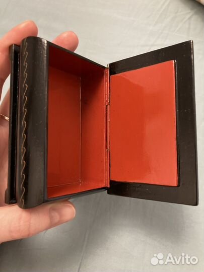 Шкатулка федоскино девушка в кокошнике