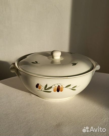 Посуда с нюансами под кашпо