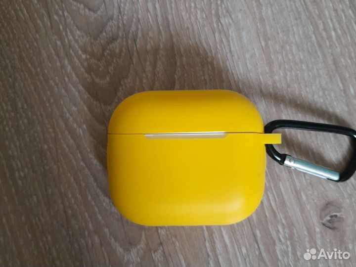 Airpods 3 с чехлом