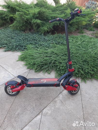 Электросамокат 2000W kugoo G1