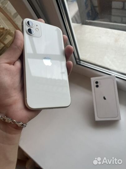 iPhone 11, 128 ГБ
