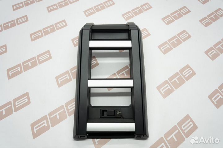 Лестница Land Rover Defender (90,110) 19-23