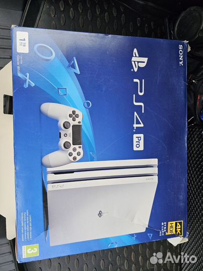Sony playstation 4 PS4 pro