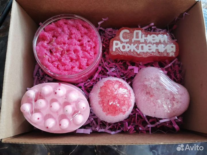 Подарочный бокс