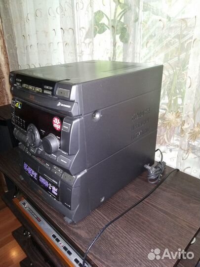 Музыкальный центр sony RX-70 голова