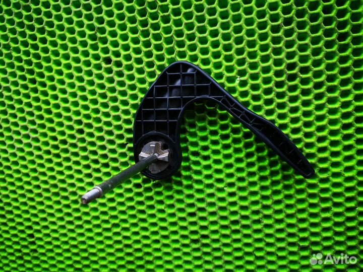 Ручка рулевой колонки на Audi Q3 2012-2018