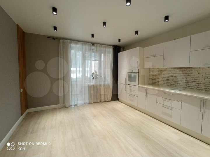 3-к. квартира, 64 м², 1/9 эт.