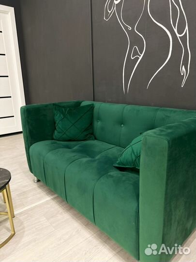 Диван для салона красоты бу