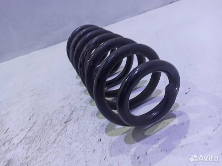 Пружина задняя 33536750352 бмв