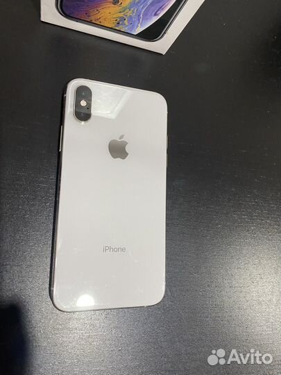 iPhone Xs, 64 ГБ