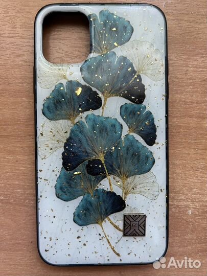 Чехол на iPhone 11