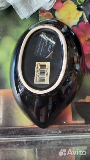 Тарелка листик для салата чёрная фарфор