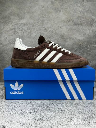 Кроссовки adidas spezial