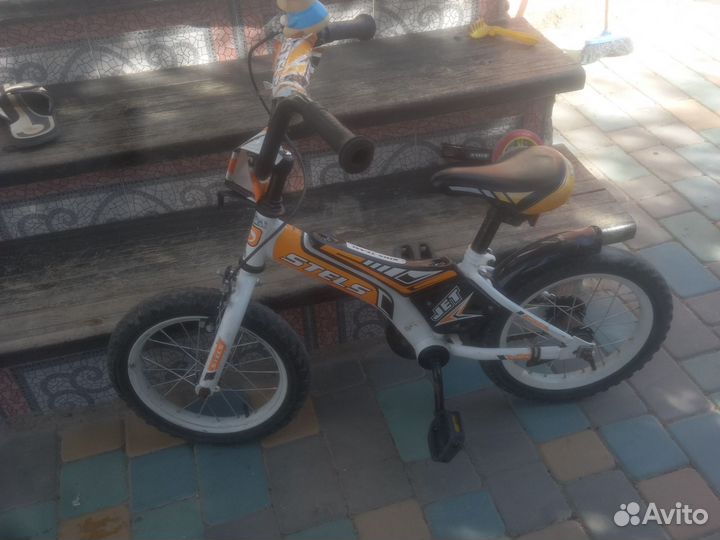 Детский велосипед бу 14 диаметр с 3х лет