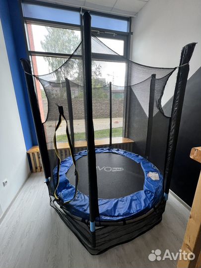 Батут большой с сеткой. До 120 кг