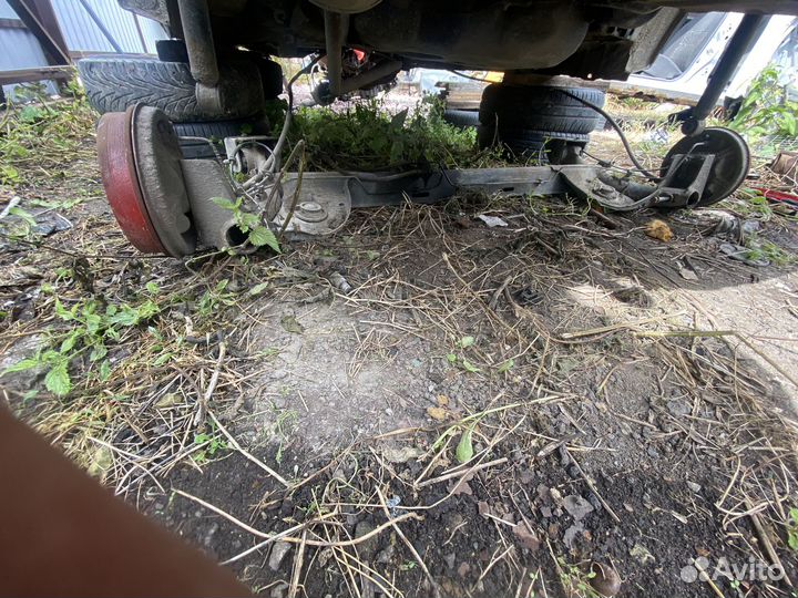 Задняя балка в сборе рено логан 2